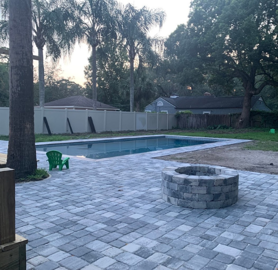 paver contractor