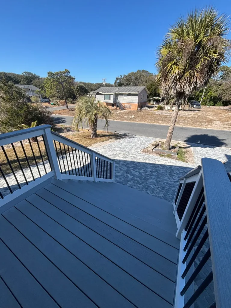 Composite Aluminum Railing 3